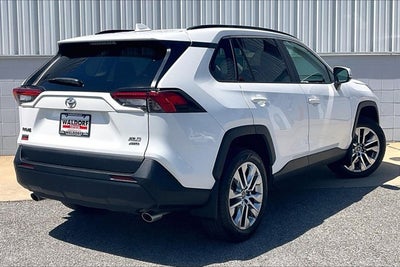 2020 Toyota RAV4 XLE Premium