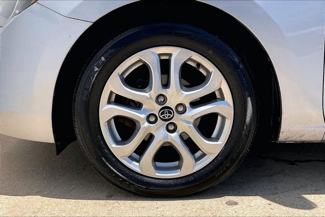 2017 Toyota Yaris iA Base