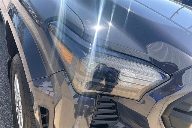 2025 Toyota TACOMA SR5 SR5