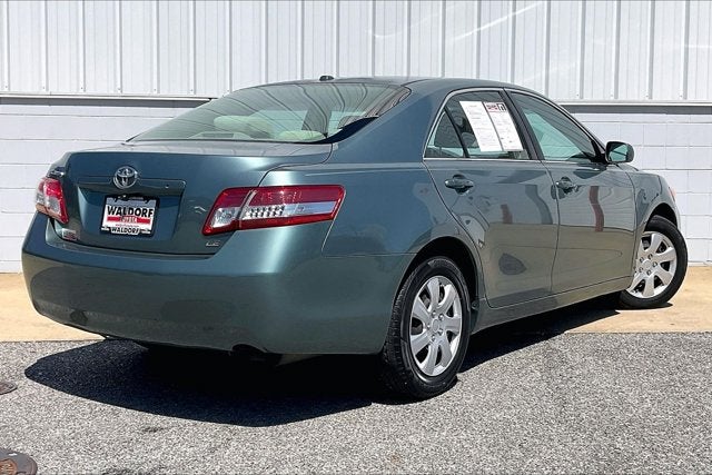 2011 Toyota CAMRY LE