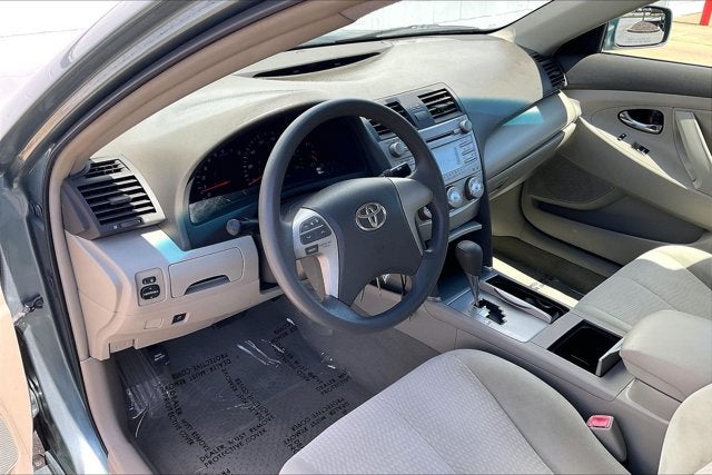 2011 Toyota CAMRY LE