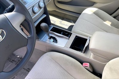 2011 Toyota CAMRY LE