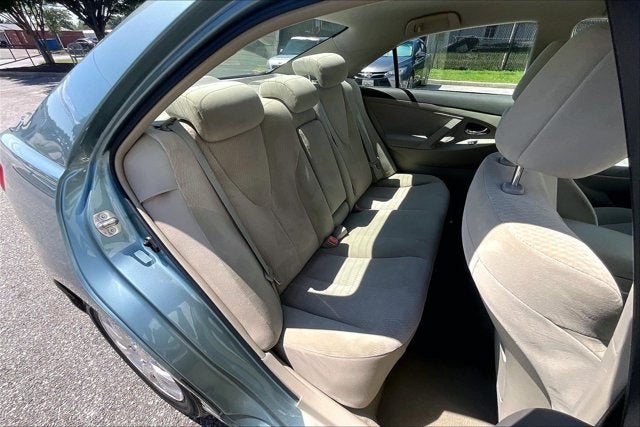 2011 Toyota CAMRY LE