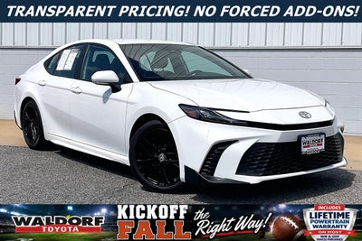2025 Toyota Camry SE