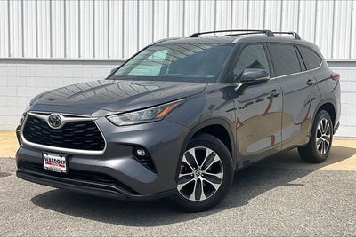 2020 Toyota HIGHLANDER XLE