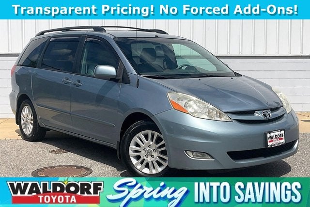 2010 Toyota SIENNA XLE