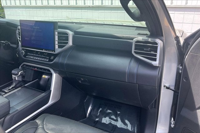 2024 Toyota TUNDRA 4X4 Platinum