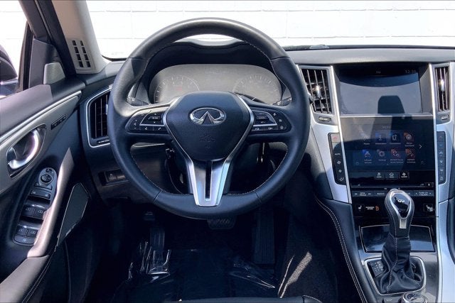 2023 INFINITI Q50 LUXE