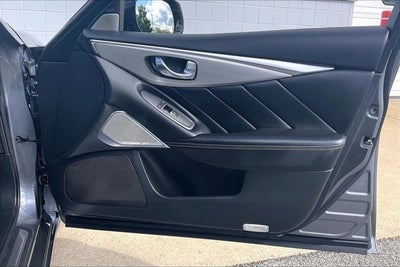 2022 INFINITI Q50 LUXE