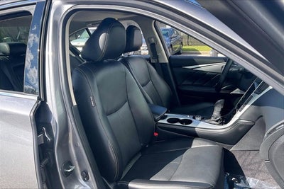 2022 INFINITI Q50 LUXE