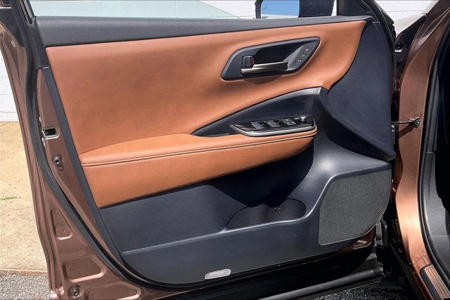 2025 Toyota Crown Signia Limited