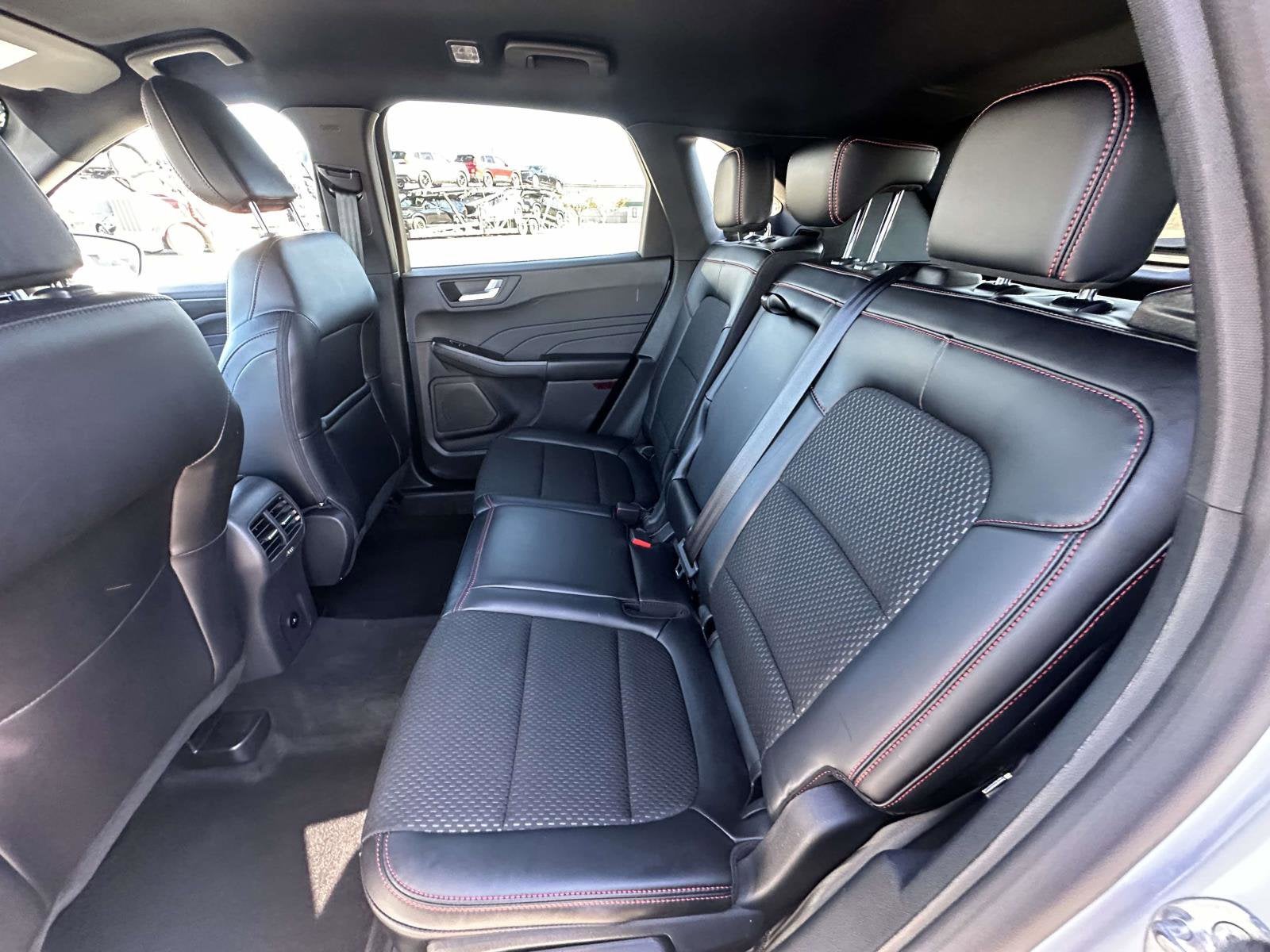 2025 Ford Escape ST-Line Select