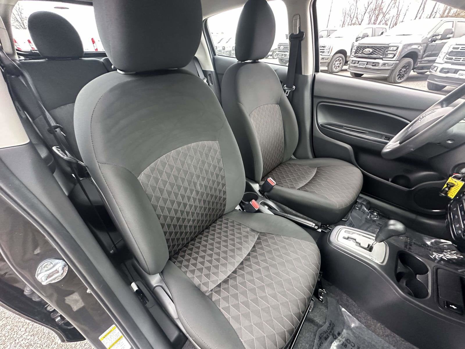 2024 Mitsubishi Mirage ES