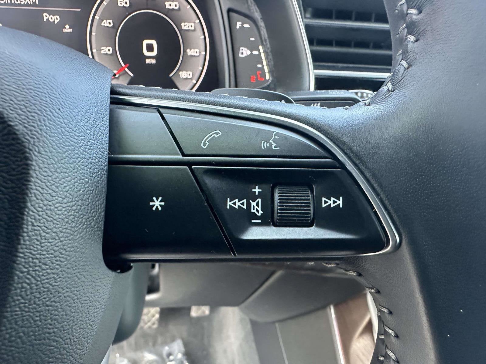 2019 Audi Q8 Premium Plus