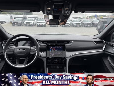 2025 Jeep Grand Cherokee 4WD