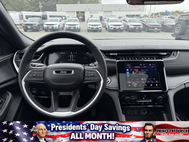 2025 Jeep Grand Cherokee 4WD