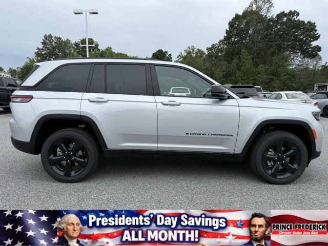 2025 Jeep Grand Cherokee 4WD