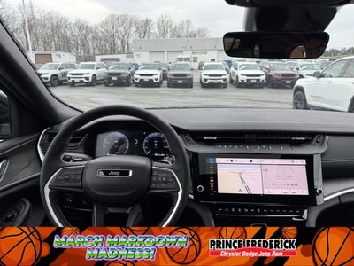 2026 Jeep Grand Cherokee Laredo Altitude