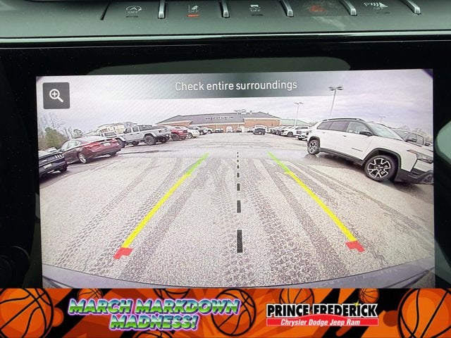 2026 Jeep Grand Cherokee Laredo Altitude