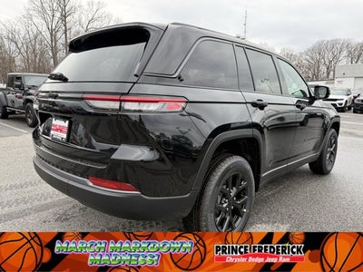 2026 Jeep Grand Cherokee Laredo Altitude