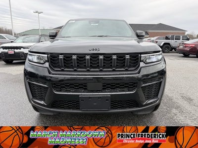 2026 Jeep Grand Cherokee Laredo Altitude