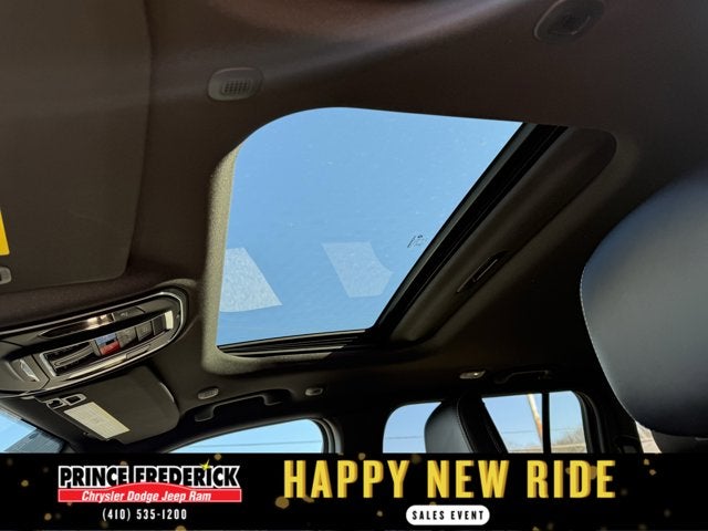 2026 Jeep Grand Cherokee Laredo Altitude