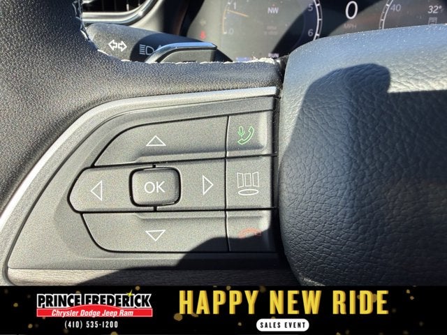 2026 Jeep Grand Cherokee Laredo Altitude