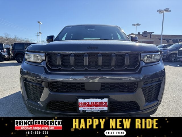 2026 Jeep Grand Cherokee Laredo Altitude