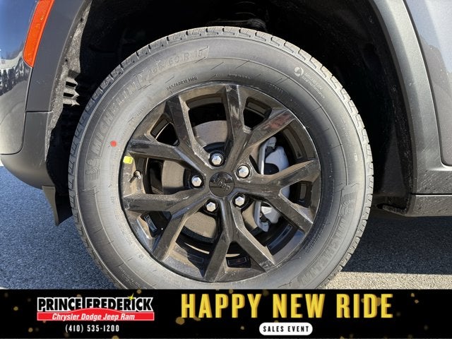 2026 Jeep Grand Cherokee Laredo Altitude