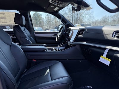 2026 Jeep Grand Wagoneer Base