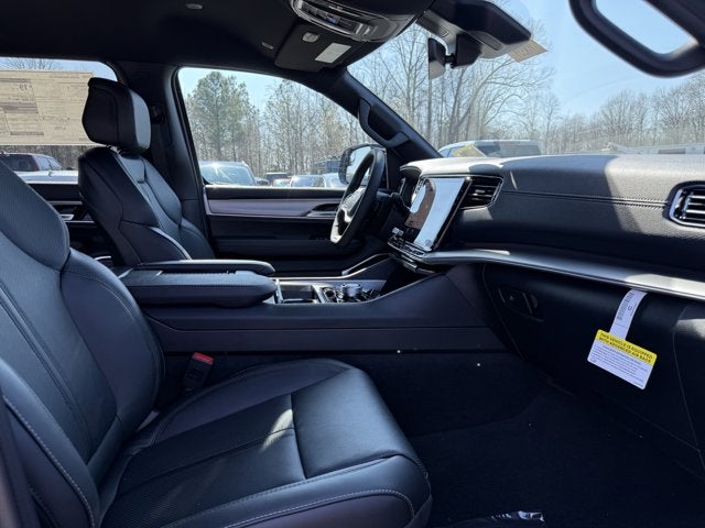 2026 Jeep Grand Wagoneer Base