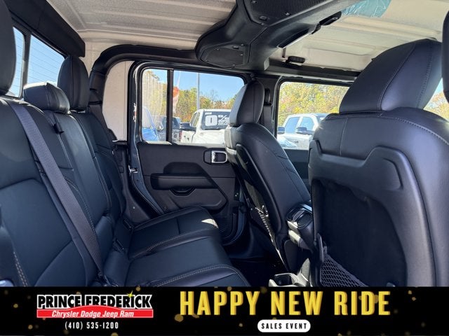 2025 Jeep Gladiator High Tide