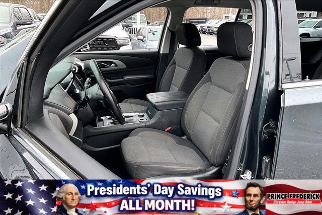 2020 Chevrolet Traverse LT Cloth