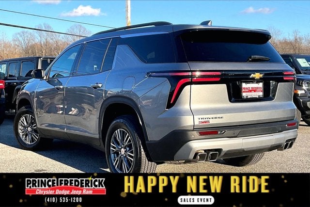 2025 Chevrolet Traverse FWD LT