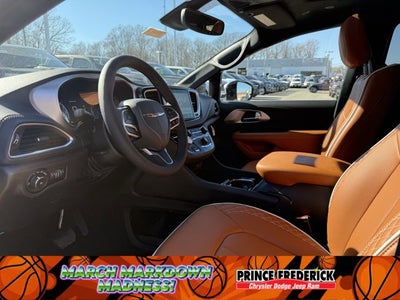 2026 Chrysler Pacifica Pinnacle