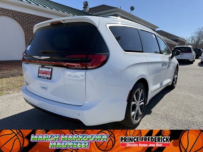 2026 Chrysler Pacifica Pinnacle