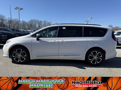 2026 Chrysler Pacifica Pinnacle