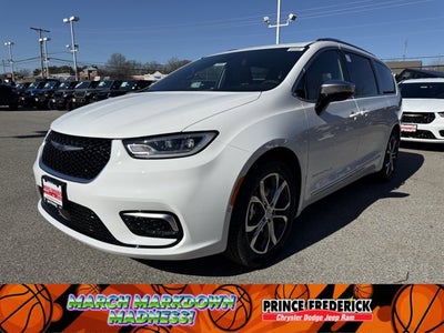 2026 Chrysler Pacifica Pinnacle