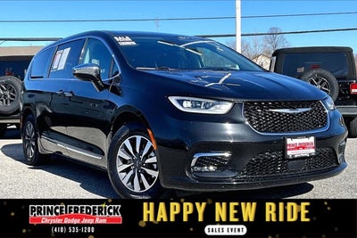 2023 Chrysler Pacifica Hybrid Limited