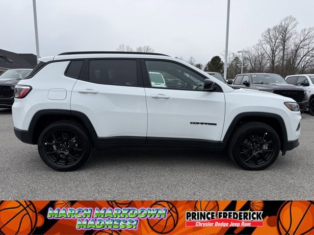 2026 Jeep Compass Latitude Altitude