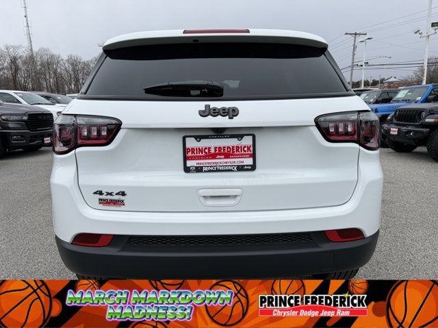 2026 Jeep Compass Latitude Altitude