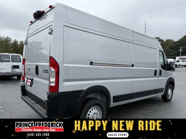 2026 RAM ProMaster Cargo Van Tradesman