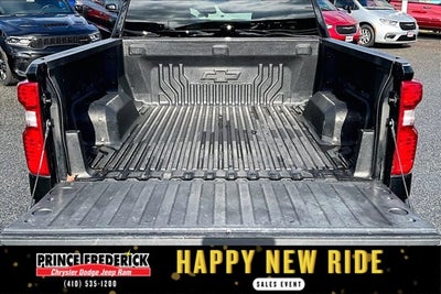 2023 Chevrolet Silverado 1500 Custom Trail Boss