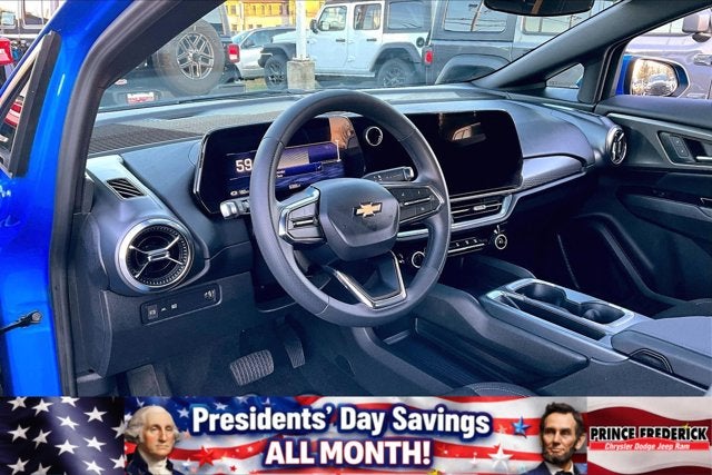 2025 Chevrolet Equinox EV LT