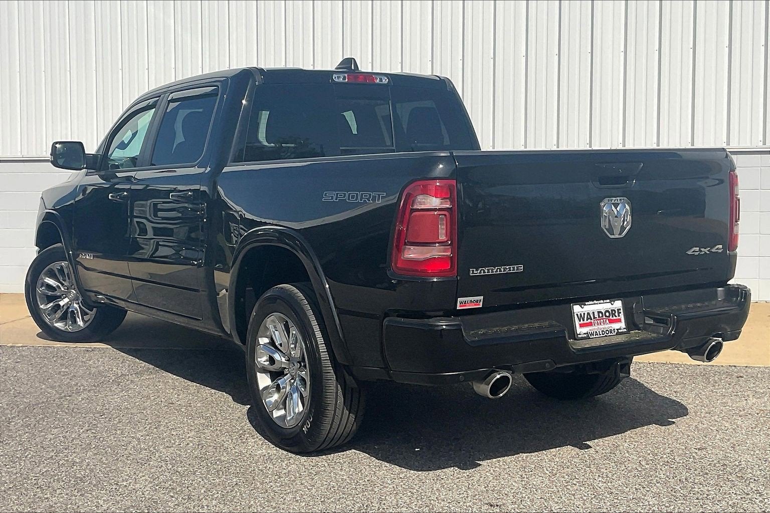 2022 RAM 1500 Laramie