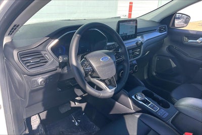 2022 Ford Escape Titanium