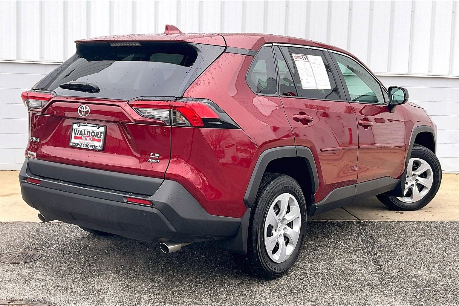 2025 Toyota RAV4 LE