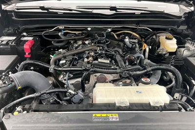 2025 Toyota Tacoma 4WD SR5