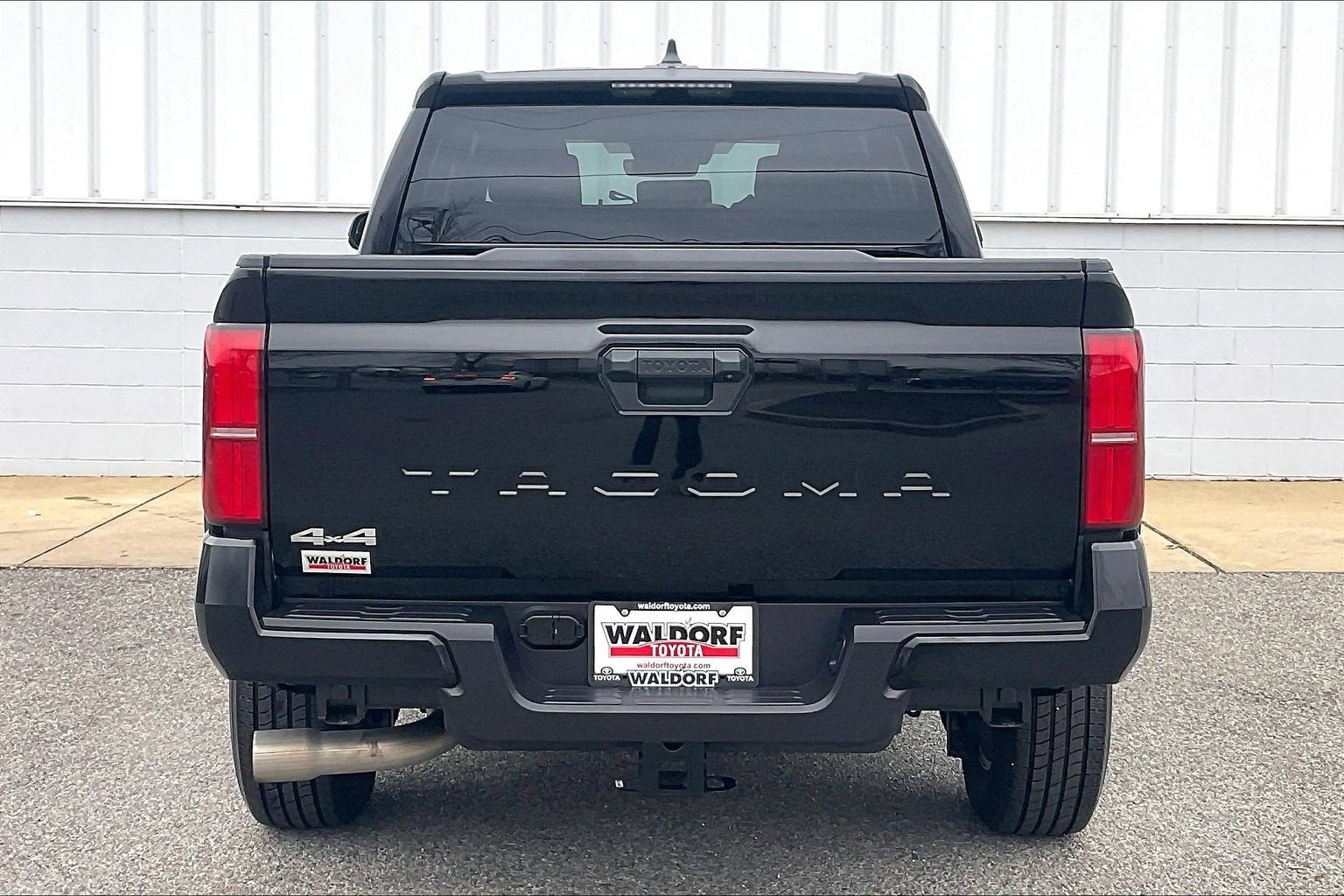 2025 Toyota Tacoma 4WD SR5