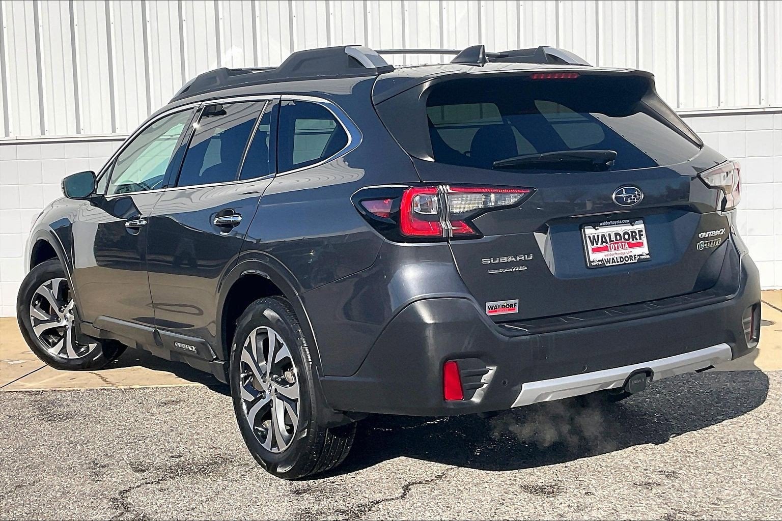 2022 Subaru Outback Touring XT